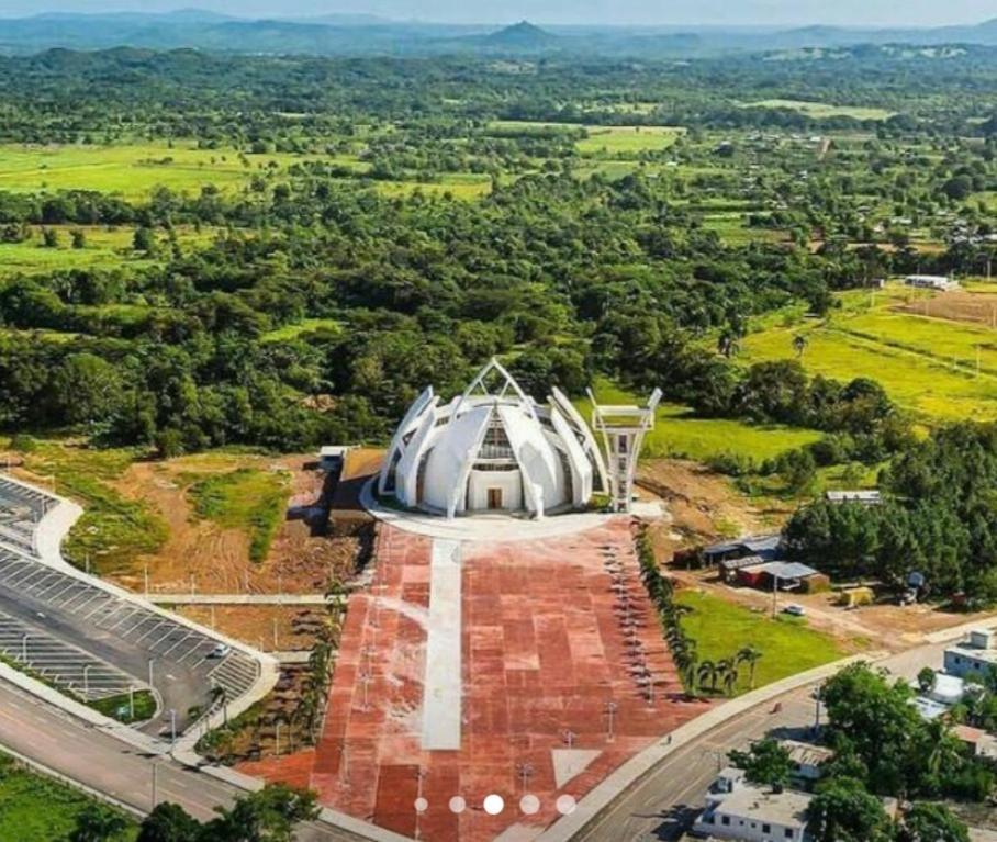 הוילה Bayaguana Casa Grande Lujosa מראה חיצוני תמונה
