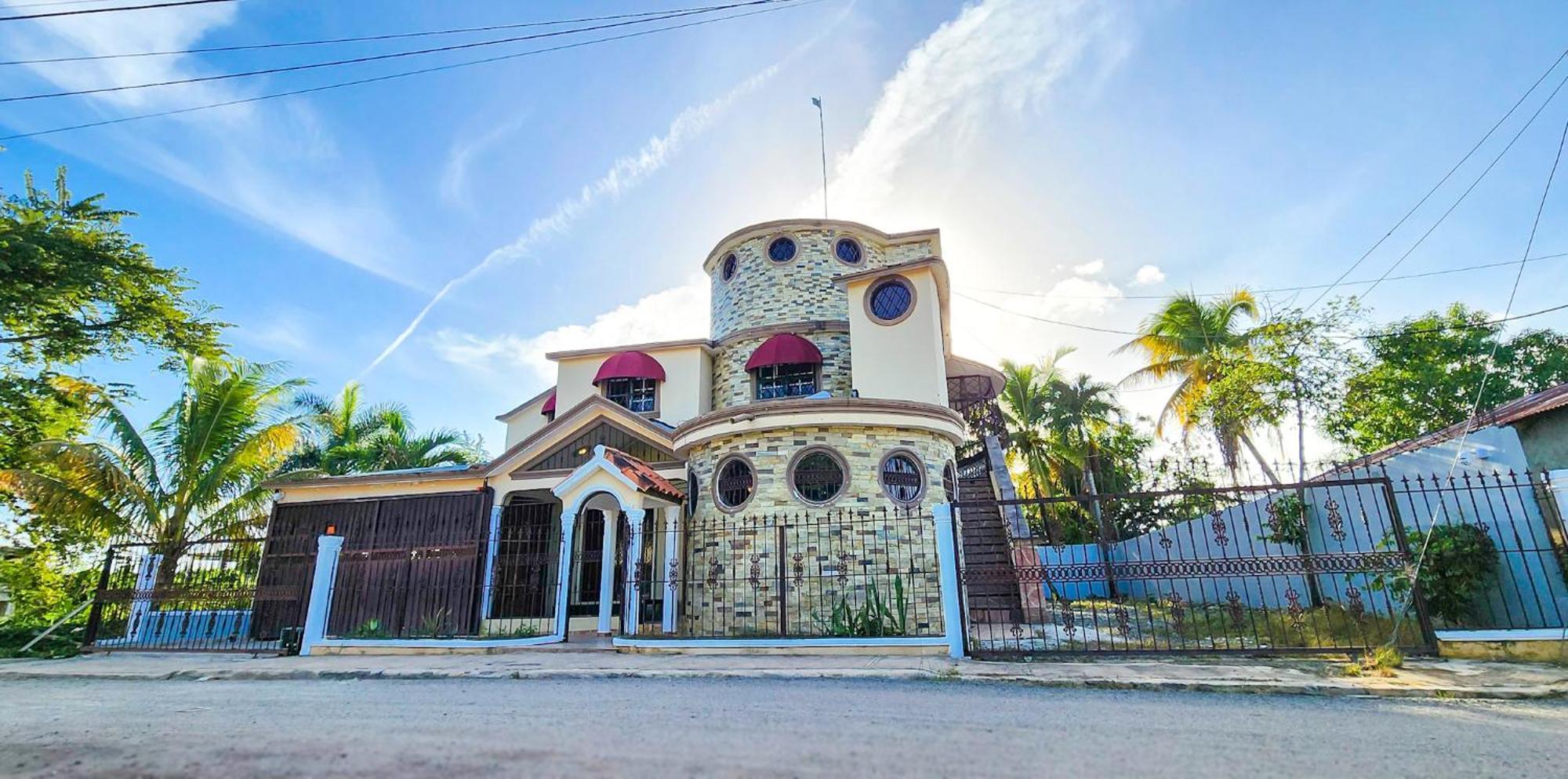 הוילה Bayaguana Casa Grande Lujosa מראה חיצוני תמונה